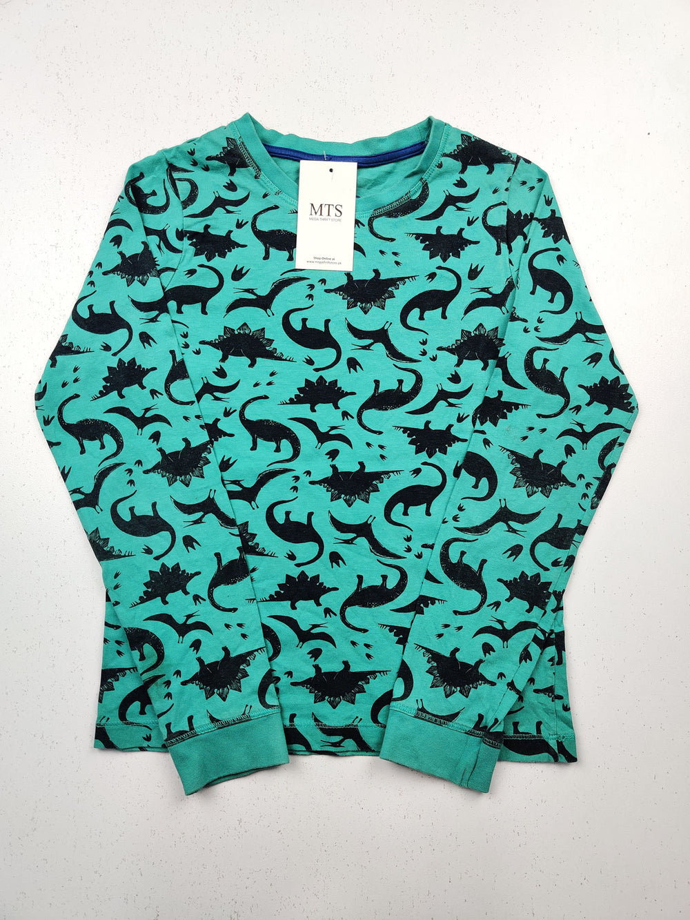 Buy online pre-used pre-loved 100% authentic & Original branded Tu (BST-639) available in Pakistan. Top international brands avilable.