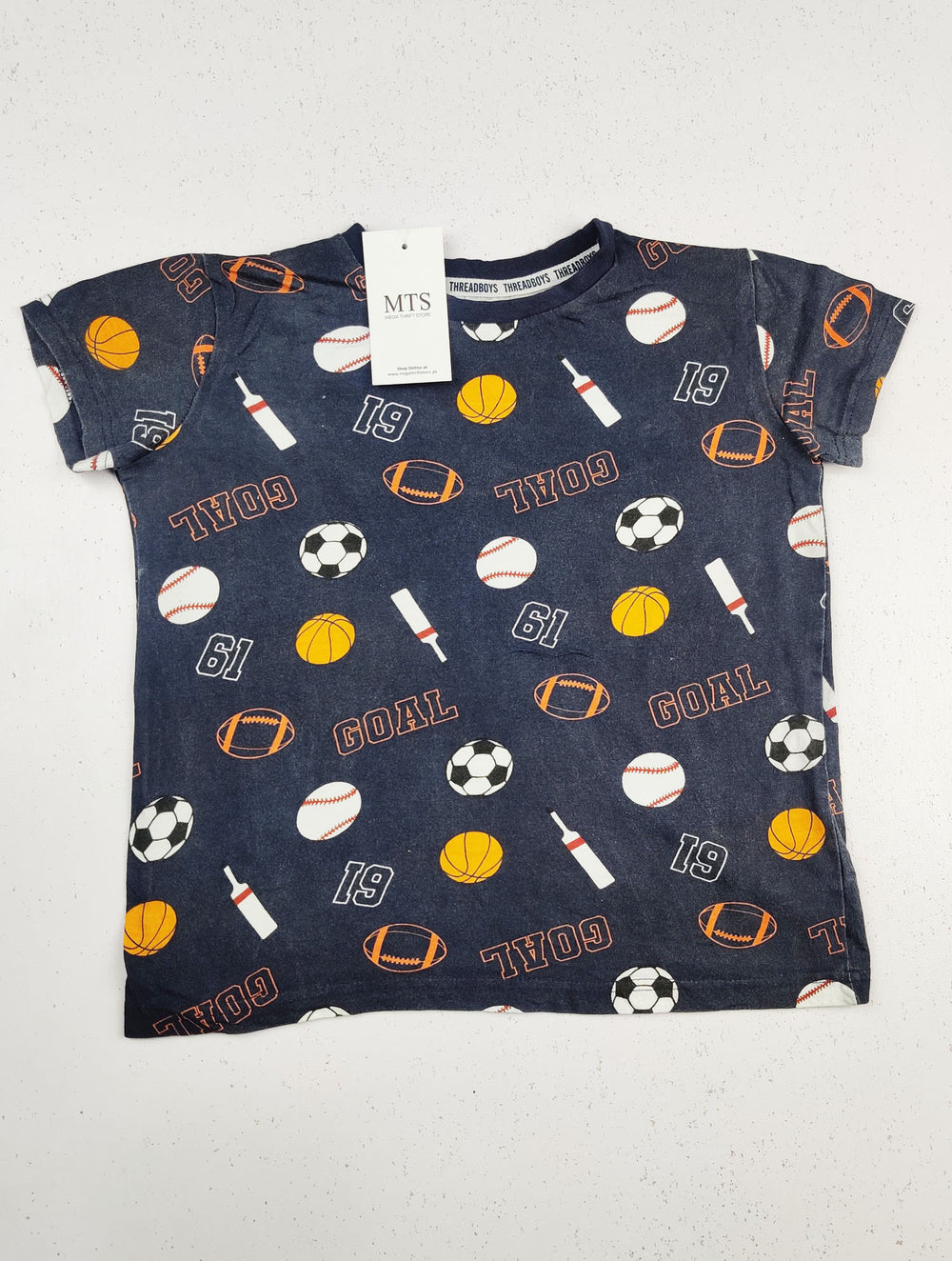 Buy online pre-used pre-loved 100% authentic & Original branded Thread Boys (BST-641) available in Pakistan. Top international brands avilable.