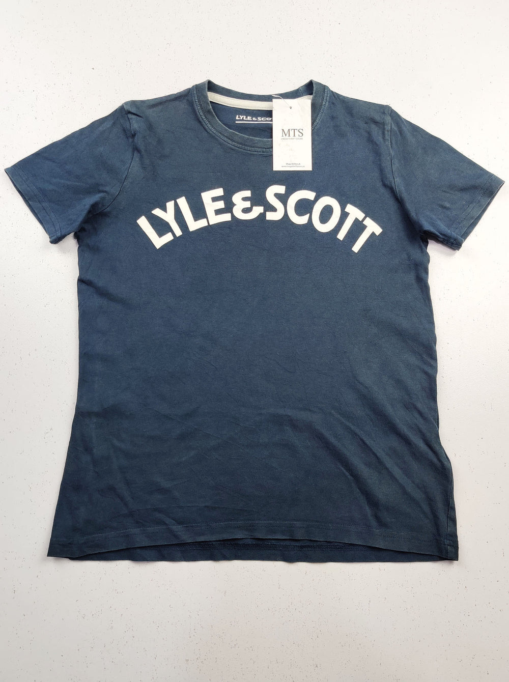 Buy online pre-used pre-loved 100% authentic & Original branded Lyle & Scott (BST-870) available in Pakistan. Top international brands avilable.