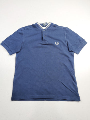 Buy online pre-used pre-loved 100% authentic & Original branded Fred Perry (BST-904) available in Pakistan. Top international brands avilable.