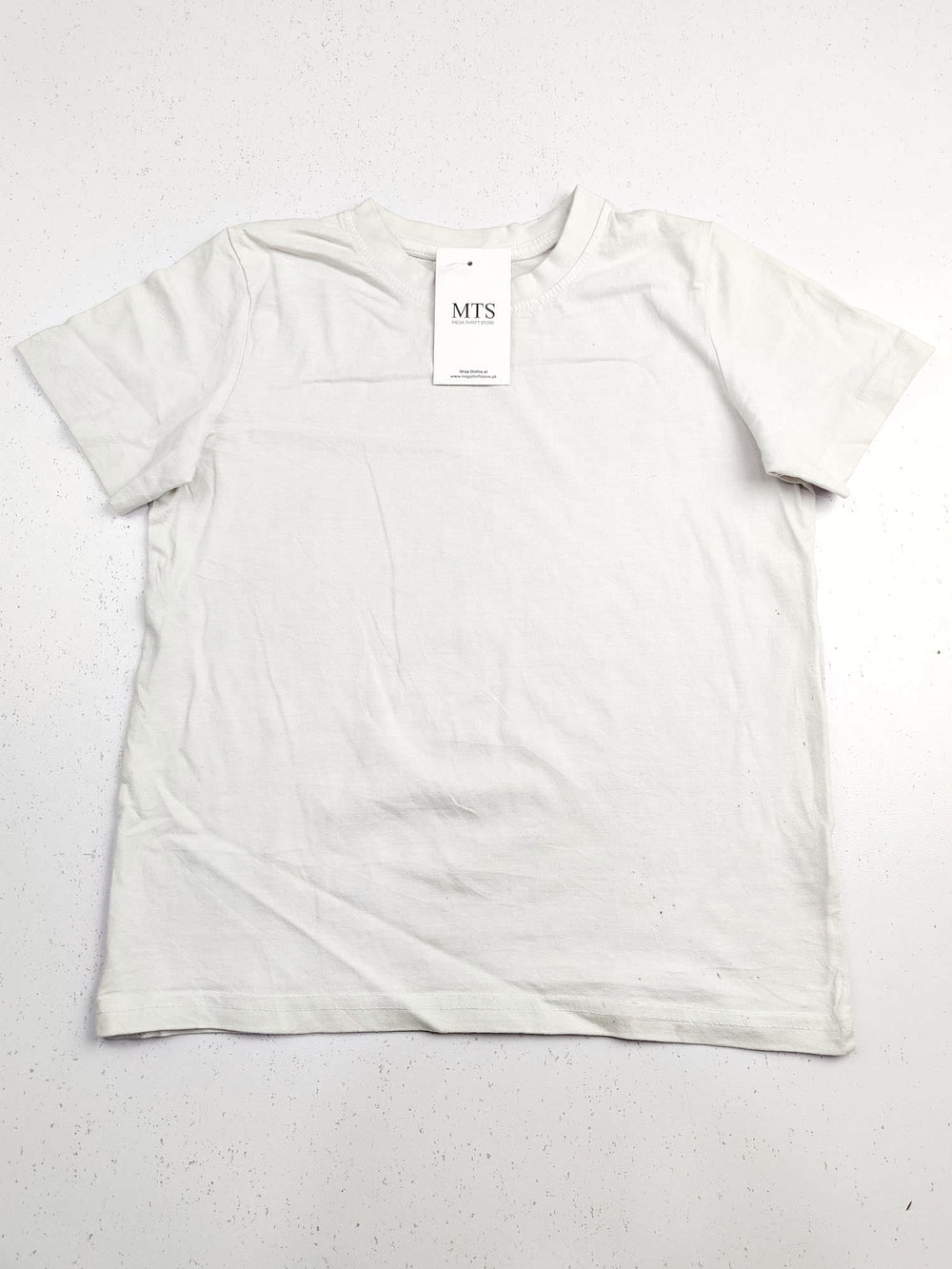 Buy online pre-used pre-loved 100% authentic & Original branded Lily & Dan (BST-924) available in Pakistan. Top international brands avilable.