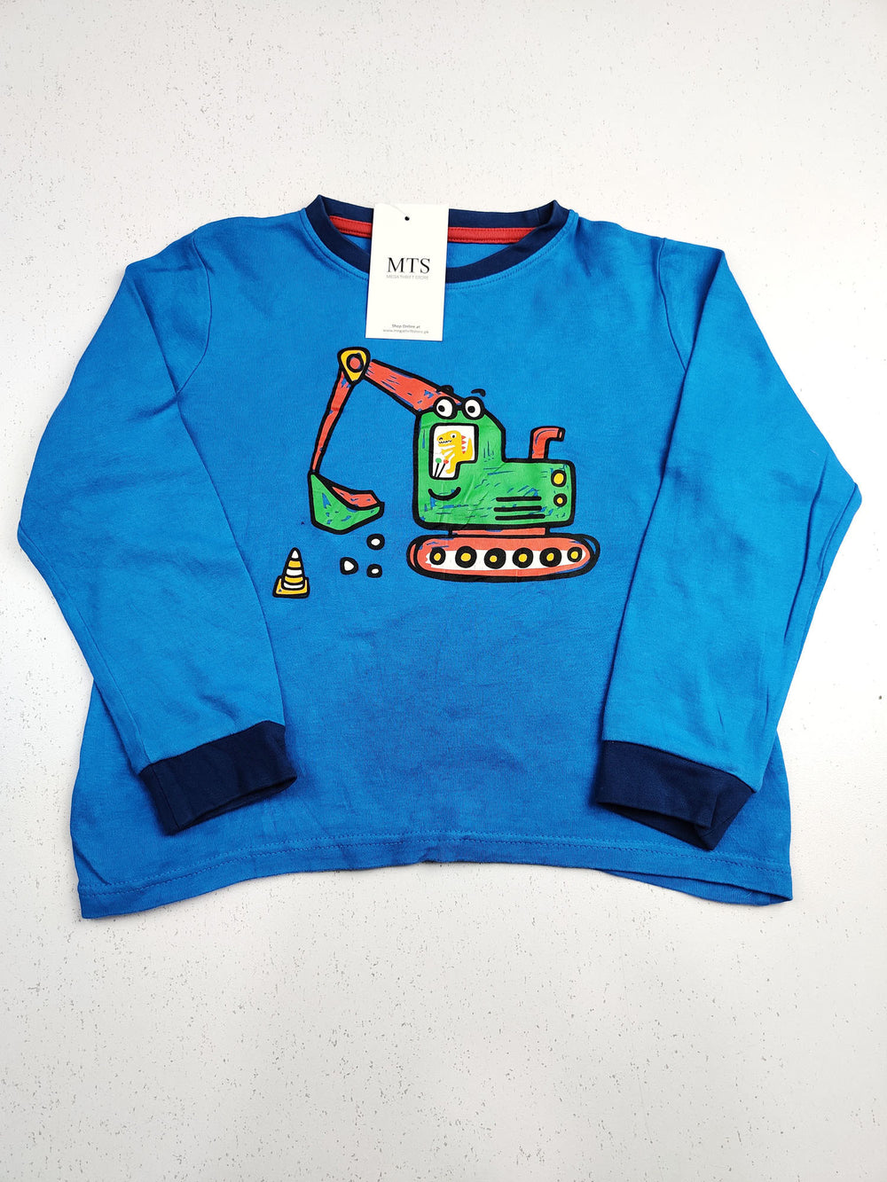 Buy online pre-used pre-loved 100% authentic & Original branded F&F (BST-946) available in Pakistan. Top international brands avilable.