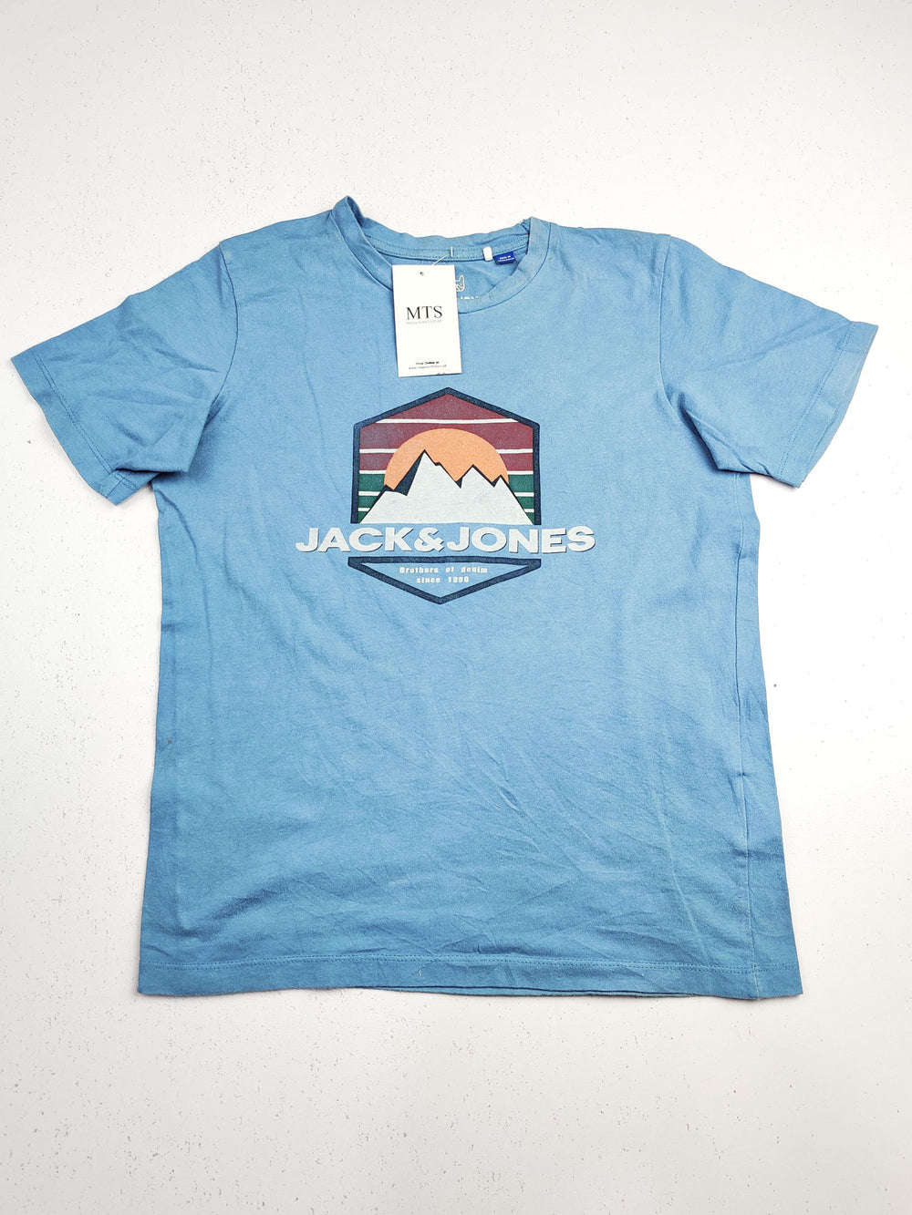 Buy online pre-used pre-loved 100% authentic & Original branded Jack & Jones (BST-956) available in Pakistan. Top international brands avilable.