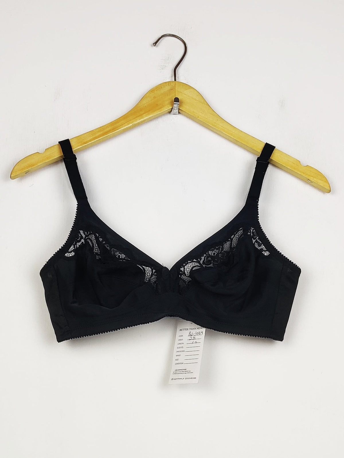 Buy online pre-used pre-loved 100% authentic & Original branded John Lewis, Uk 36C (BU-1064) available in Pakistan. Top international brands avilable.