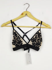 Buy online pre-used pre-loved 100% authentic & Original branded Secret Possessions, Uk 12 (BU-1073) available in Pakistan. Top international brands avilable.