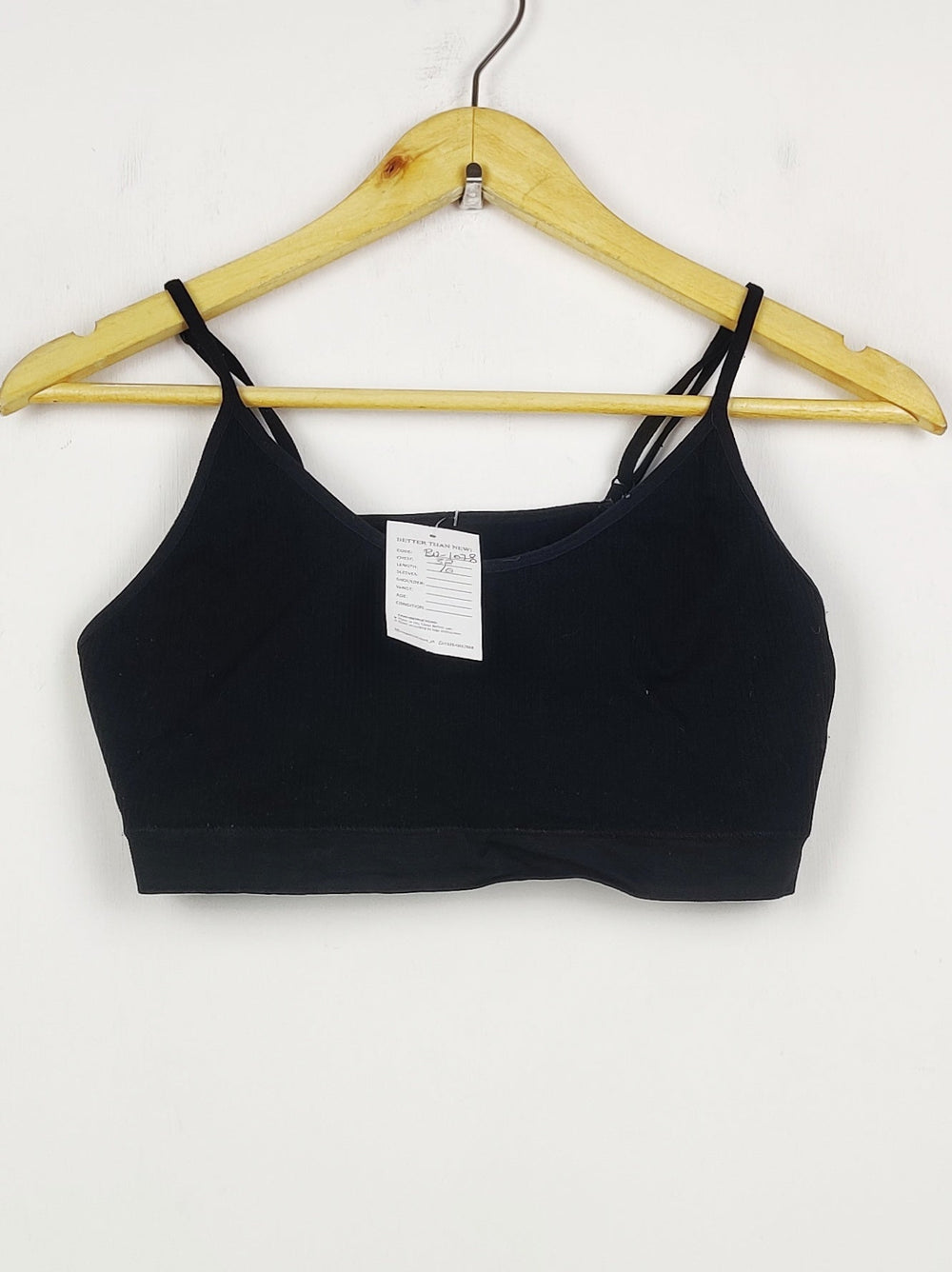 Buy online pre-used pre-loved 100% authentic & Original branded Unknown Brand (BU-1078) available in Pakistan. Top international brands avilable.