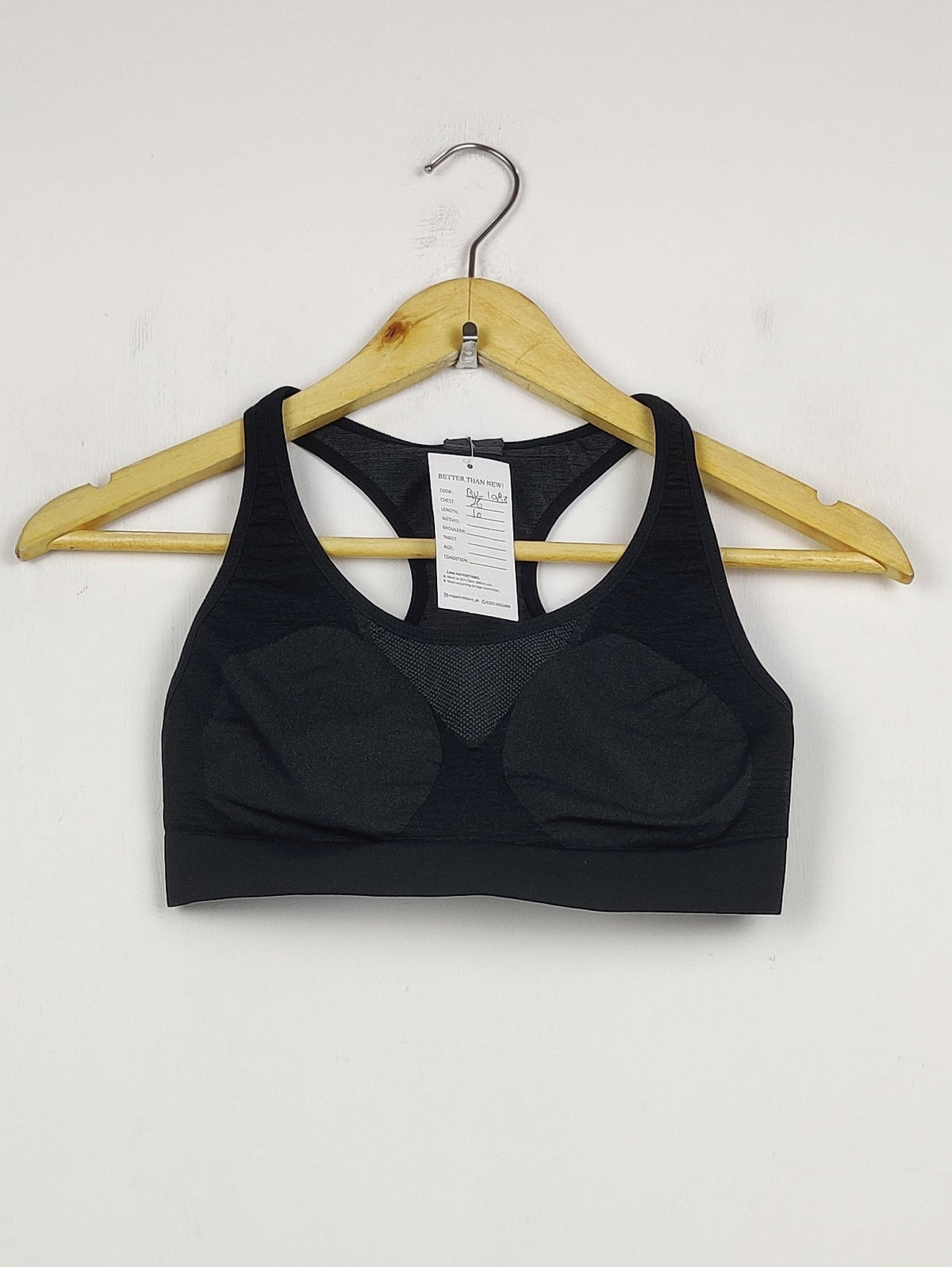 Buy online pre-used pre-loved 100% authentic & Original branded Unknown Brand (BU-1083) available in Pakistan. Top international brands avilable.