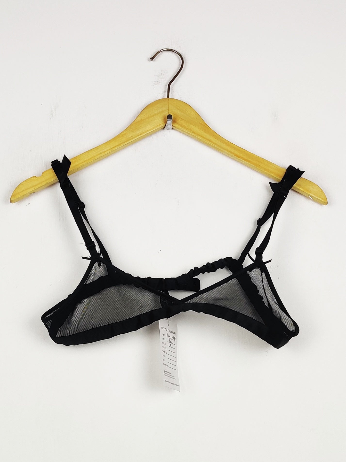 Buy online pre-used pre-loved 100% authentic & Original branded Ann Summers, Uk 14 (BU-1088) available in Pakistan. Top international brands avilable.