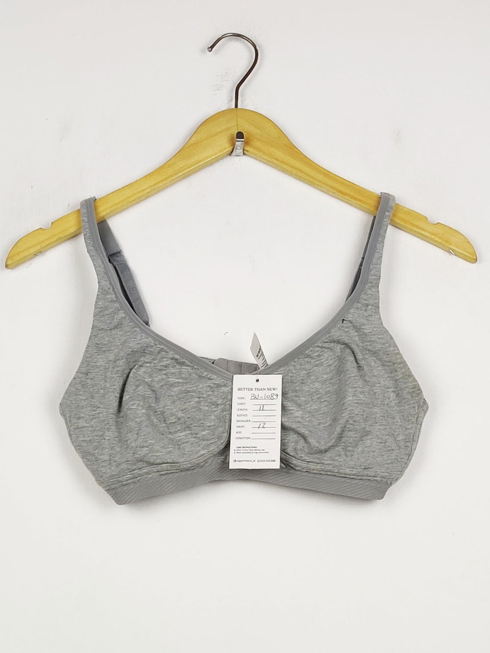 Buy online pre-used pre-loved 100% authentic & Original branded Tu, Uk 34D (BU-1089) available in Pakistan. Top international brands avilable.