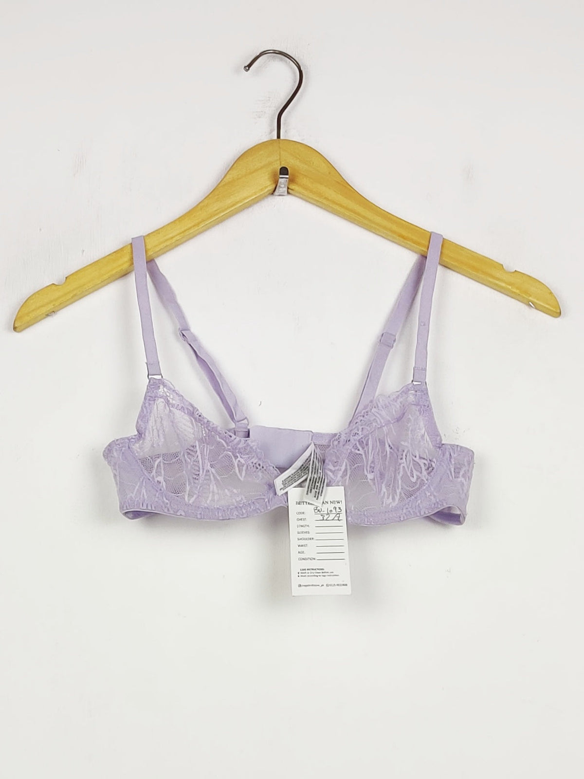 Buy online pre-used pre-loved 100% authentic & Original branded Primark, Uk 32A (BU-1093) available in Pakistan. Top international brands avilable.
