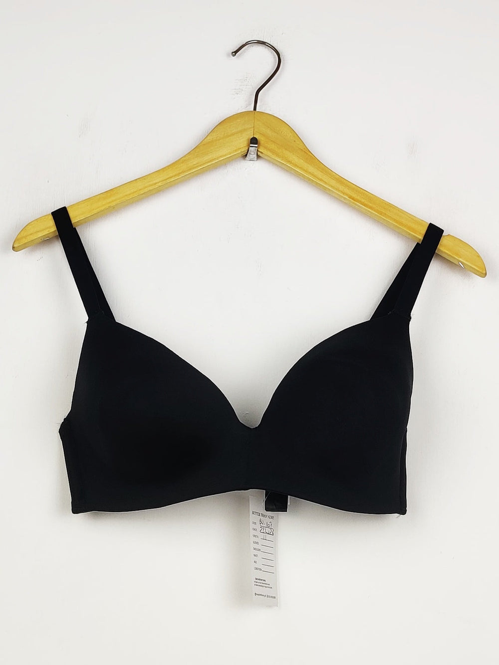 Buy online pre-used pre-loved 100% authentic & Original branded F&F, Uk 34D (BU-1107) available in Pakistan. Top international brands avilable.