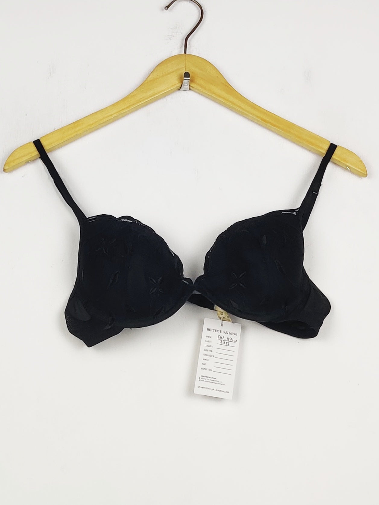 Buy online pre-used pre-loved 100% authentic & Original branded Lasenza, Uk 34B (BU-1130) available in Pakistan. Top international brands avilable.