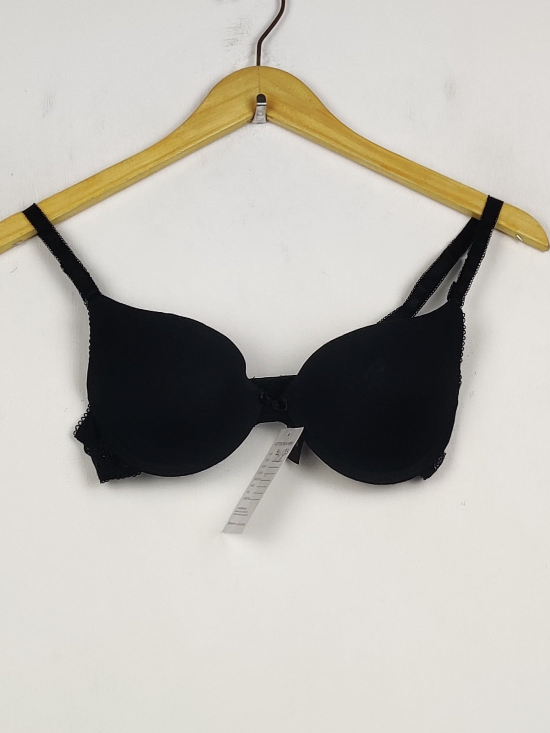 Buy online pre-used pre-loved 100% authentic & Original branded Secret Possessions, Uk 32B (BU-1133) available in Pakistan. Top international brands avilable.