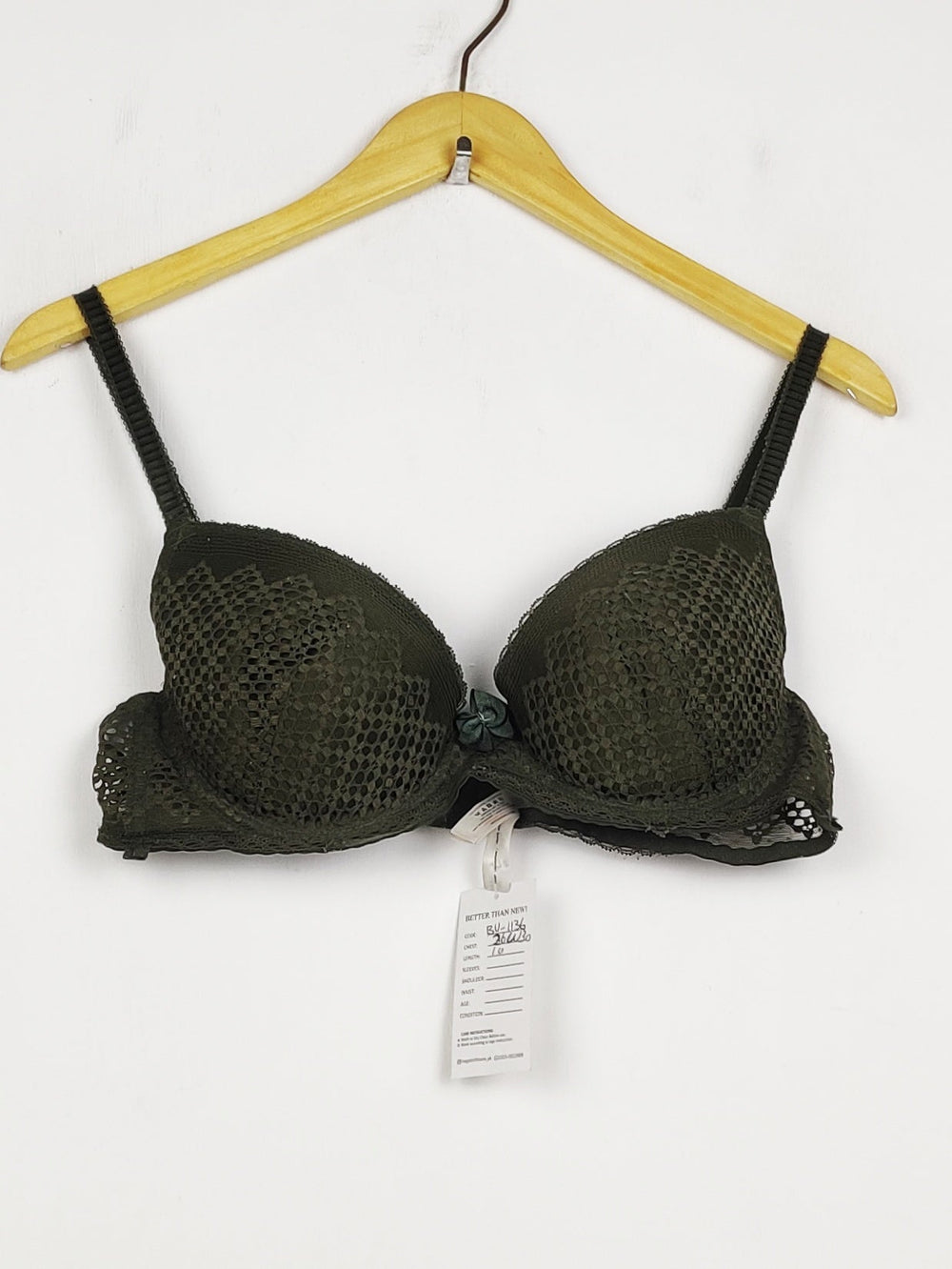 Buy online pre-used pre-loved 100% authentic & Original branded Mis, Uk 36C (BU-1136) available in Pakistan. Top international brands avilable.
