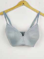 Buy online pre-used pre-loved 100% authentic & Original branded F&F, Uk 36Dd (BU-1187) available in Pakistan. Top international brands avilable.