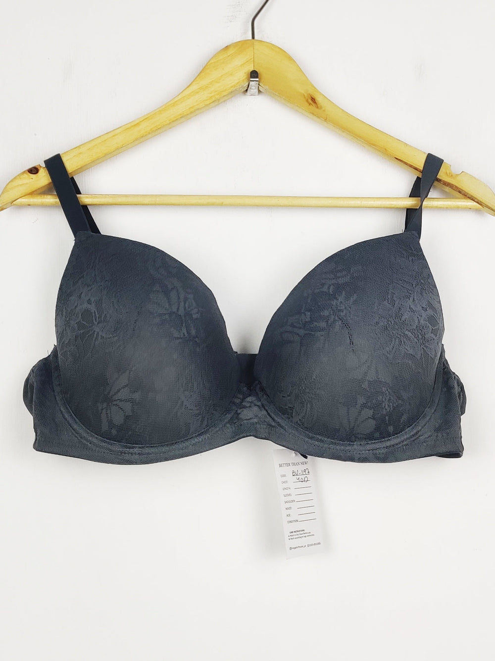 Buy online pre-used pre-loved 100% authentic & Original branded Primark, Uk 40D (BU-1197) available in Pakistan. Top international brands avilable.