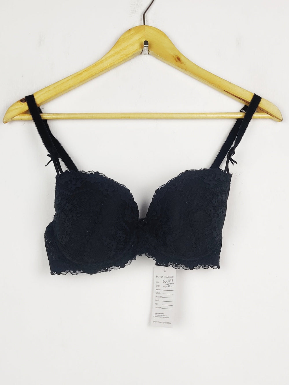 Buy online pre-used pre-loved 100% authentic & Original branded Dunnes Stores, Uk 34C (BU-1199) available in Pakistan. Top international brands avilable.