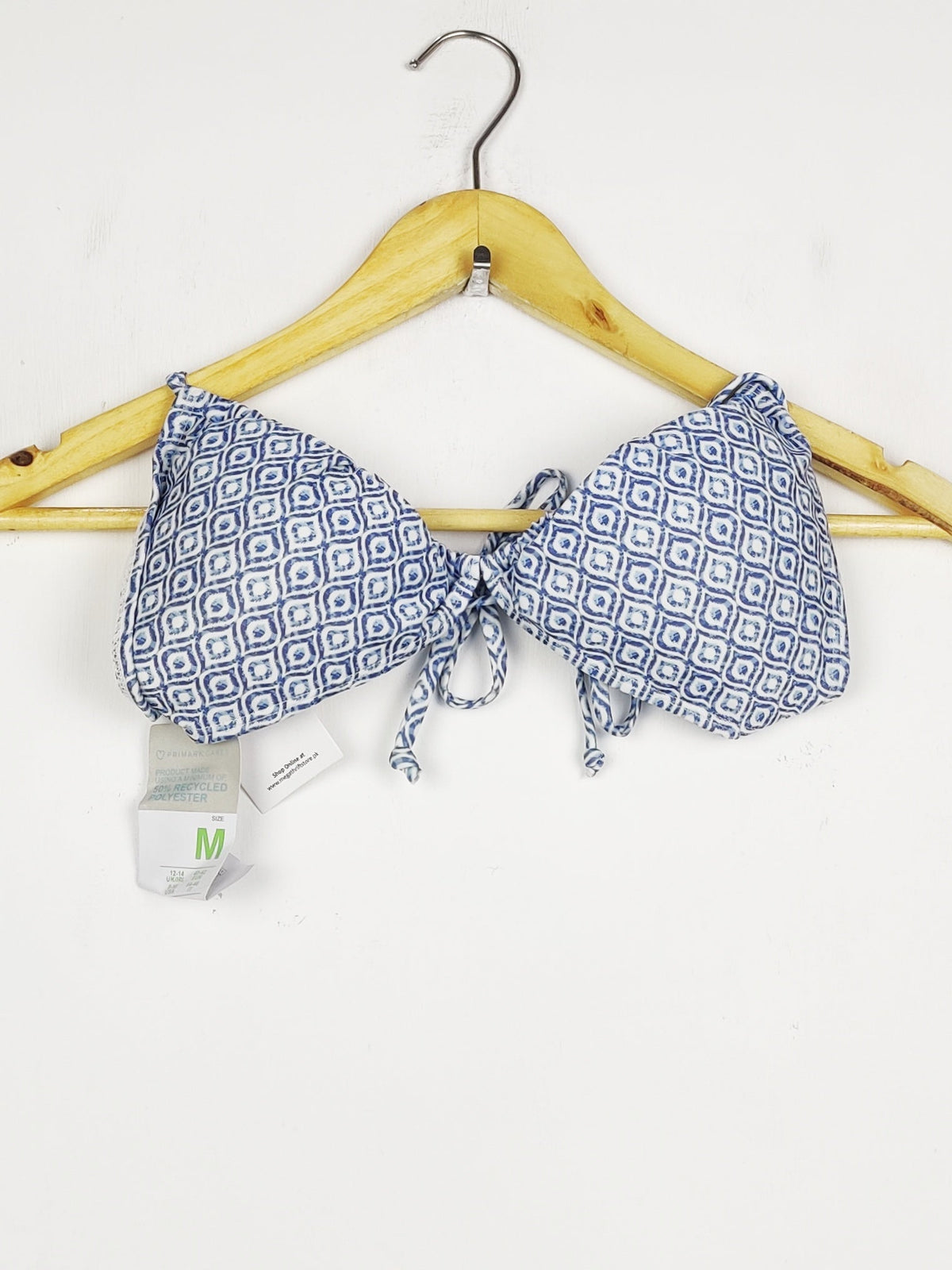 Buy online pre-used pre-loved 100% authentic & Original branded Primark, Uk 12 (BU-1201) available in Pakistan. Top international brands avilable.