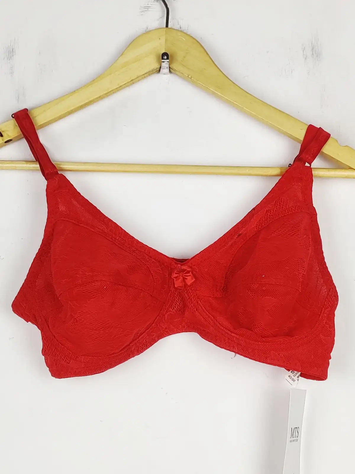 Buy online pre-used pre-loved 100% authentic & Original branded Df Dream (BU-121) available in Pakistan. Top international brands avilable.