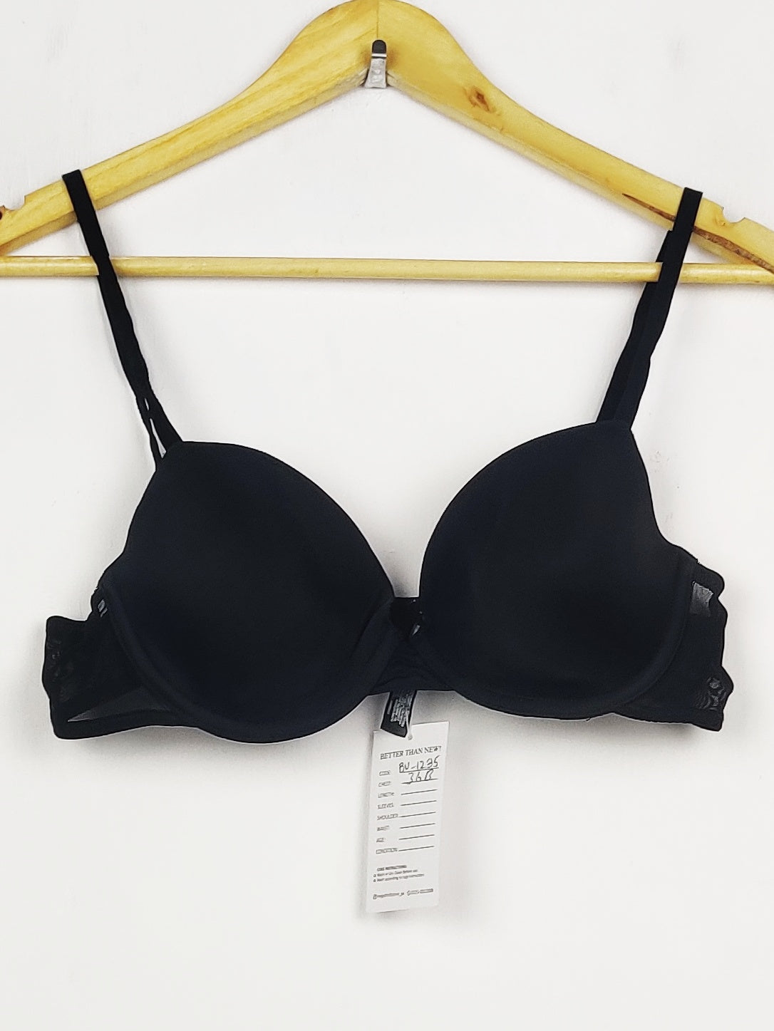 Buy online pre-used pre-loved 100% authentic & Original branded Primark, Uk 36B (BU-1235) available in Pakistan. Top international brands avilable.