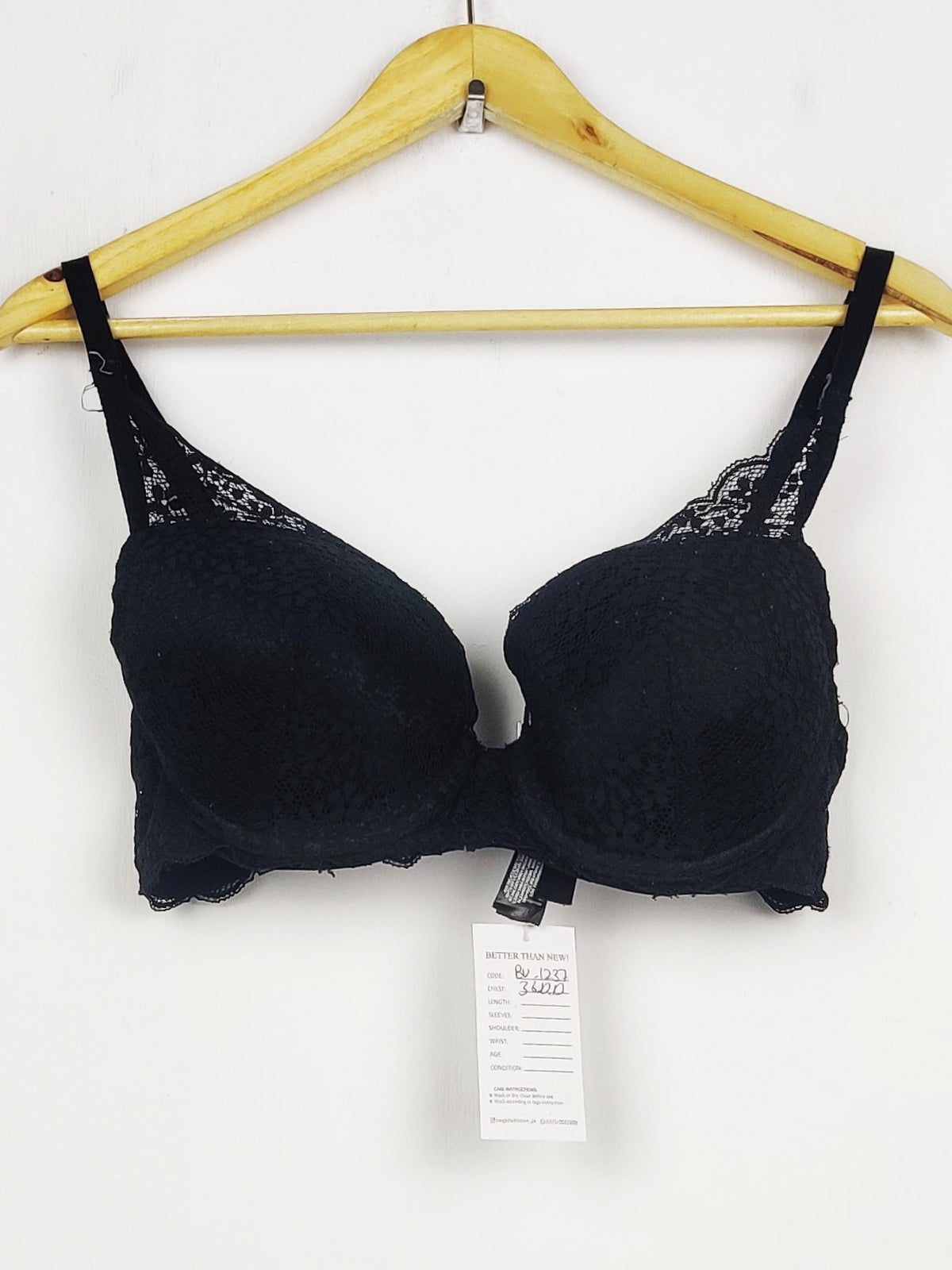 Buy online pre-used pre-loved 100% authentic & Original branded Primark, Uk 36Dd (BU-1237) available in Pakistan. Top international brands avilable.