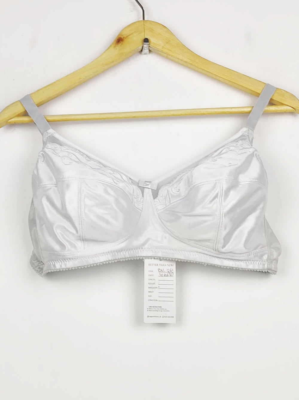 Buy online pre-used pre-loved 100% authentic & Original branded Dunnes Stores, Uk 40D (BU-1261) available in Pakistan. Top international brands avilable.