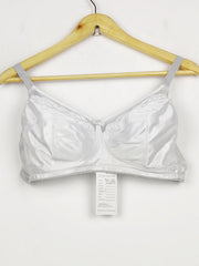 Buy online pre-used pre-loved 100% authentic & Original branded Dunnes Stores, Uk 40D (BU-1261) available in Pakistan. Top international brands avilable.