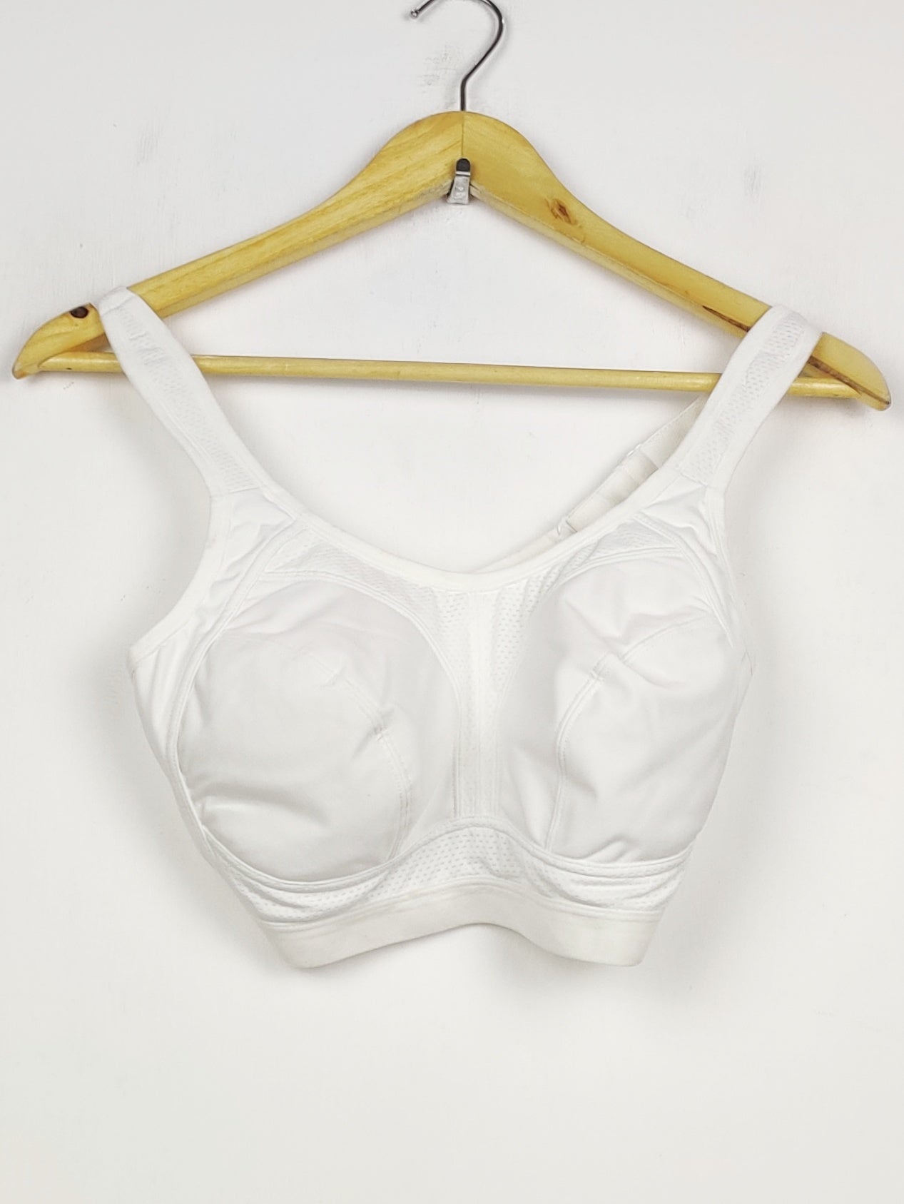 Buy online pre-used pre-loved 100% authentic & Original branded Dunne Stores, Uk 36Dd (BU-1263) available in Pakistan. Top international brands avilable.