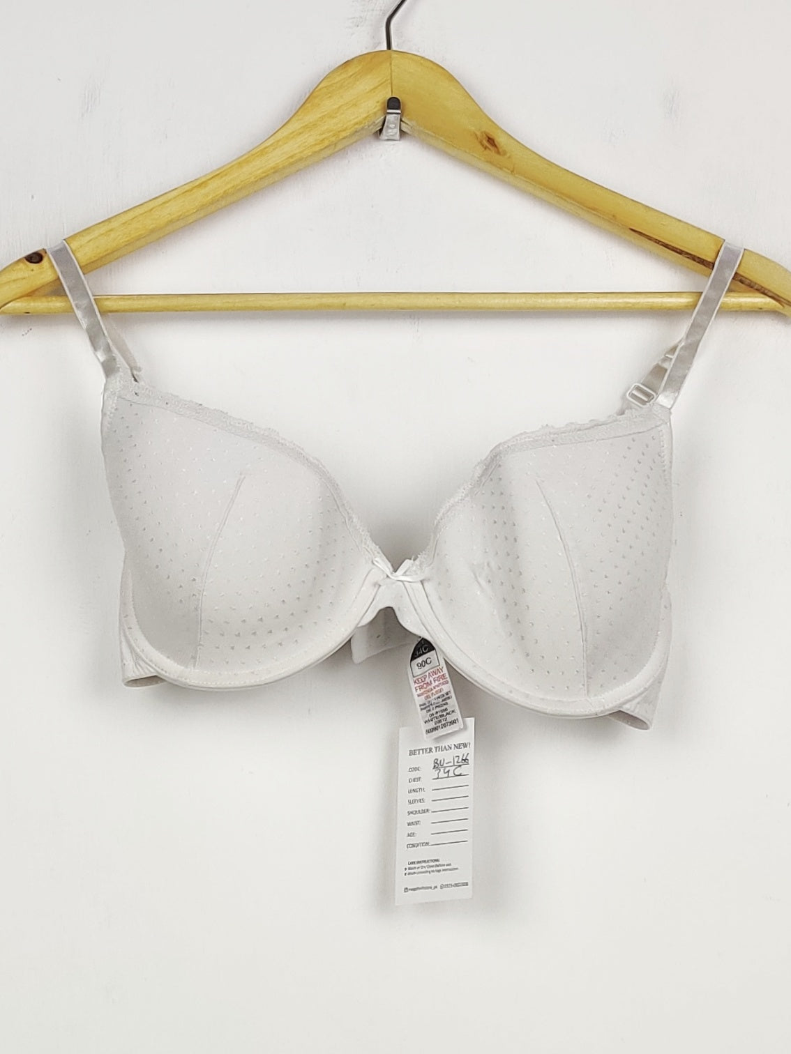 Buy online pre-used pre-loved 100% authentic & Original branded Dunnes Stores, Uk 34C (BU-1266) available in Pakistan. Top international brands avilable.