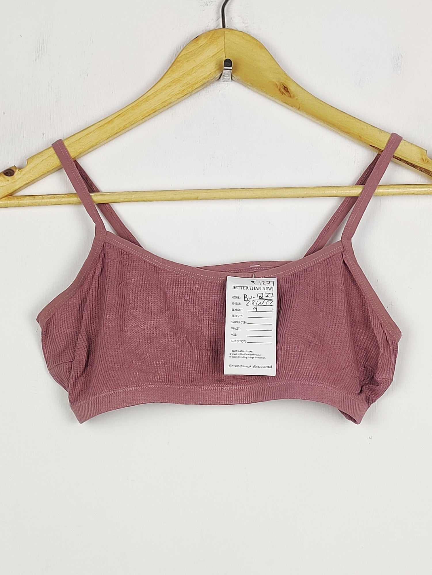 Buy online pre-used pre-loved 100% authentic & Original branded Unknown Brand (BU-1277) available in Pakistan. Top international brands avilable.
