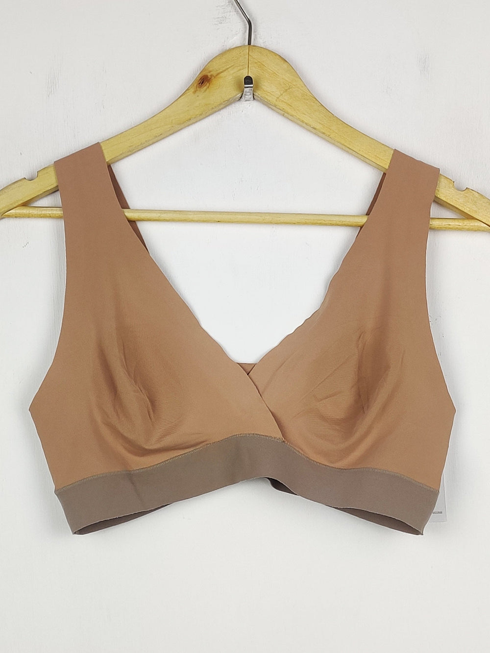 Buy online pre-used pre-loved 100% authentic & Original branded H&M (BU-1282) available in Pakistan. Top international brands avilable.