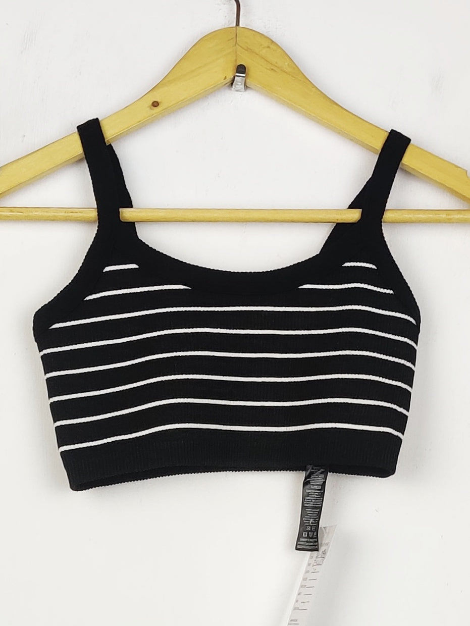 Buy online pre-used pre-loved 100% authentic & Original branded Dunnes Stores (BU-1294) available in Pakistan. Top international brands avilable.