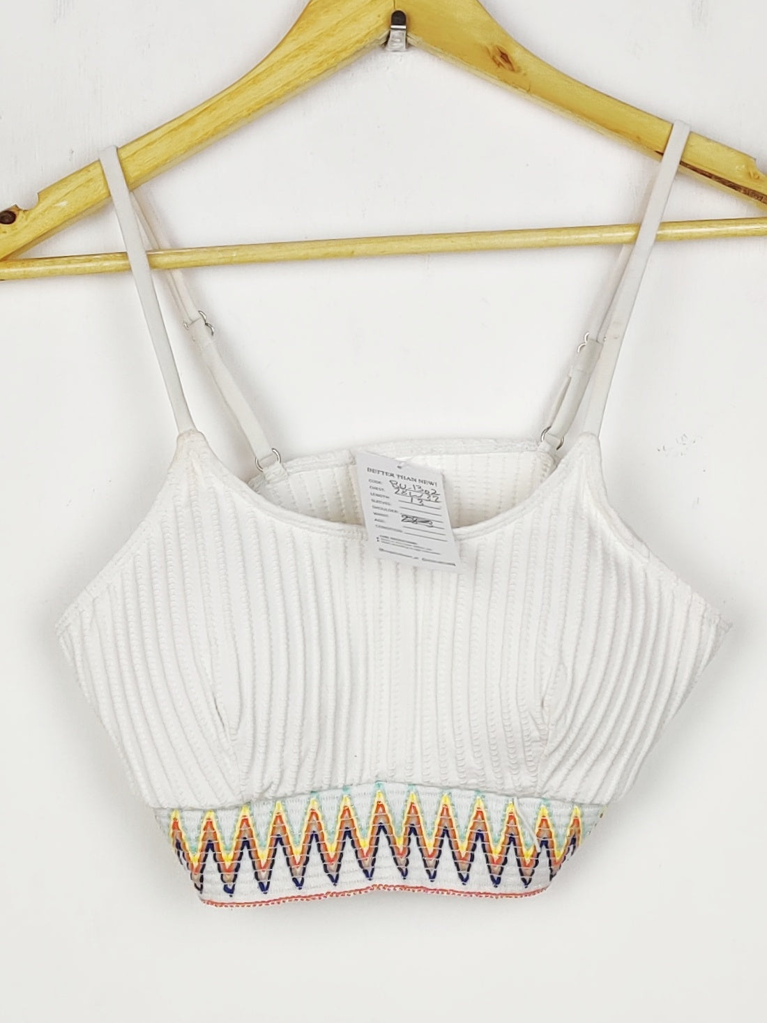 Buy online pre-used pre-loved 100% authentic & Original branded Unknown Brand (BU-1302) available in Pakistan. Top international brands avilable.
