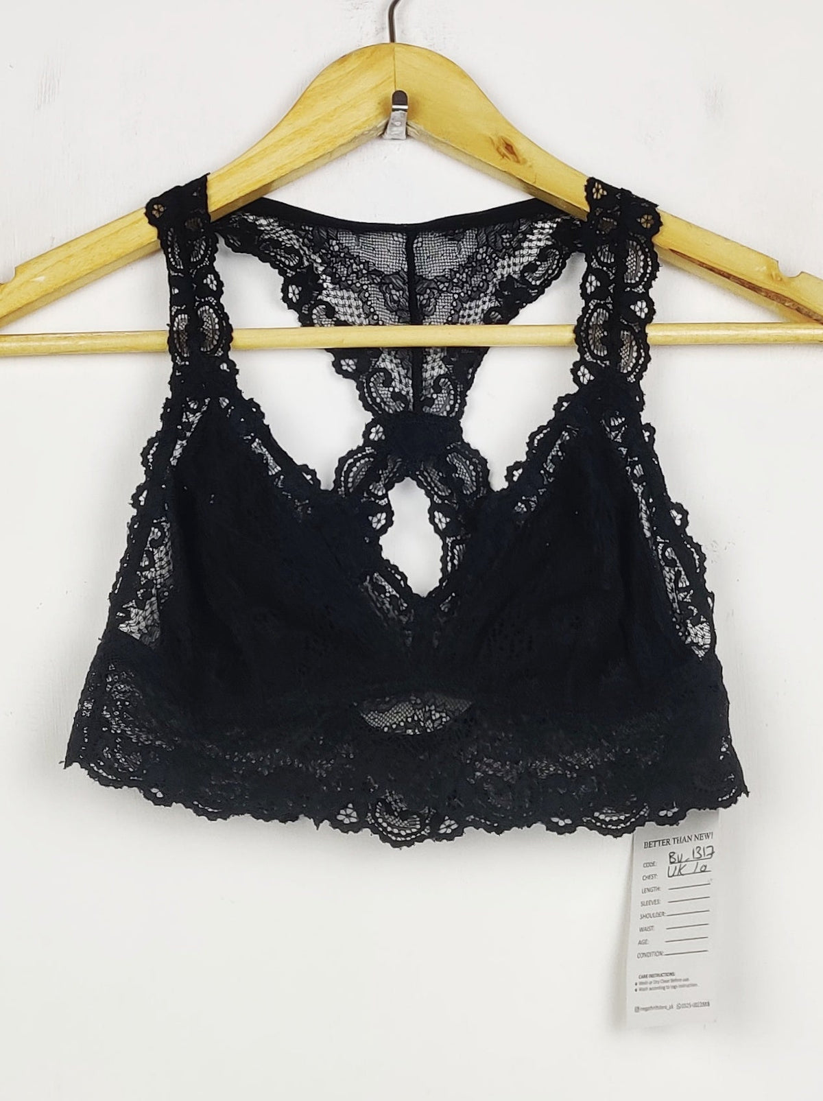Buy online pre-used pre-loved 100% authentic & Original branded Topshop, Uk 10 (BU-1317) available in Pakistan. Top international brands avilable.