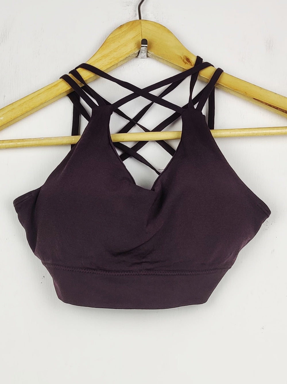 Buy online pre-used pre-loved 100% authentic & Original branded Workout, Uk 10 (BU-1319) available in Pakistan. Top international brands avilable.