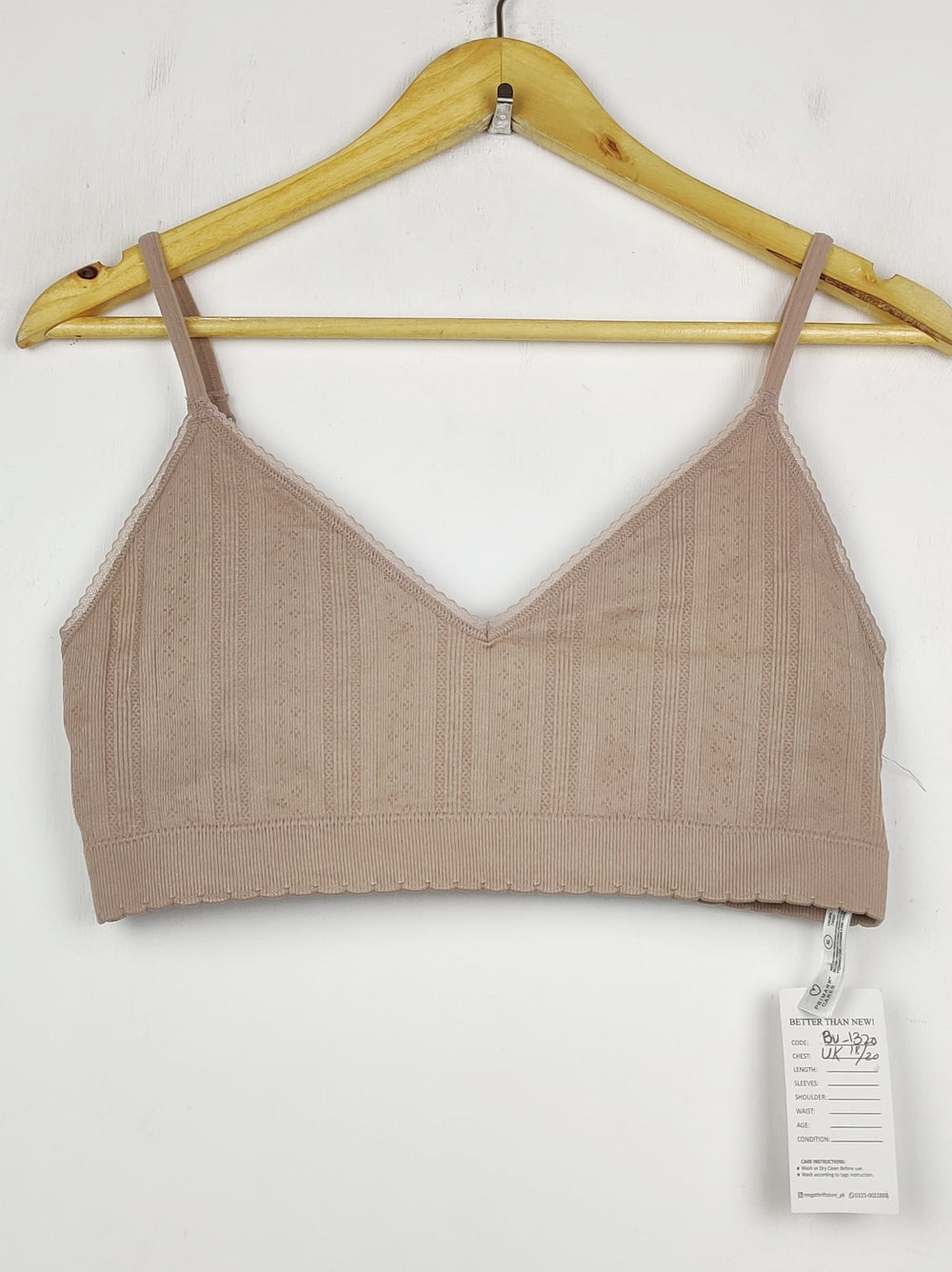 Buy online pre-used pre-loved 100% authentic & Original branded Primark, Uk 18 (BU-1320) available in Pakistan. Top international brands avilable.