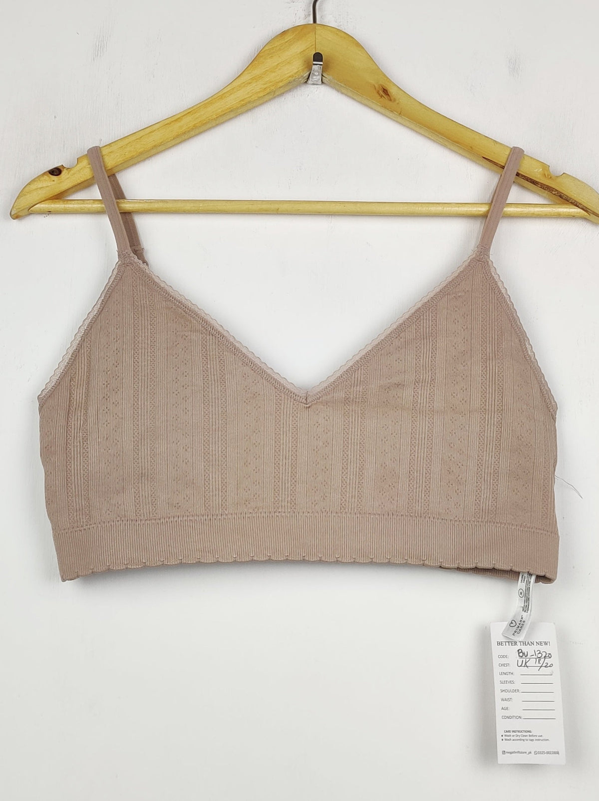 Buy online pre-used pre-loved 100% authentic & Original branded Primark, Uk 18 (BU-1320) available in Pakistan. Top international brands avilable.
