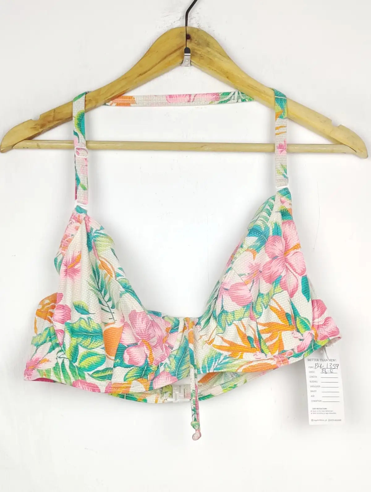 Buy online pre-used pre-loved 100% authentic & Original branded Dunnes Stores 38E (BU-1359) available in Pakistan. Top international brands avilable.