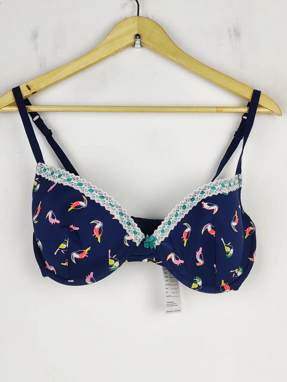 Buy online pre-used pre-loved 100% authentic & Original branded Tu (BU-137) available in Pakistan. Top international brands avilable.