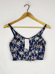 Buy online pre-used pre-loved 100% authentic & Original branded Unknown Brand (BU-1410) available in Pakistan. Top international brands avilable.