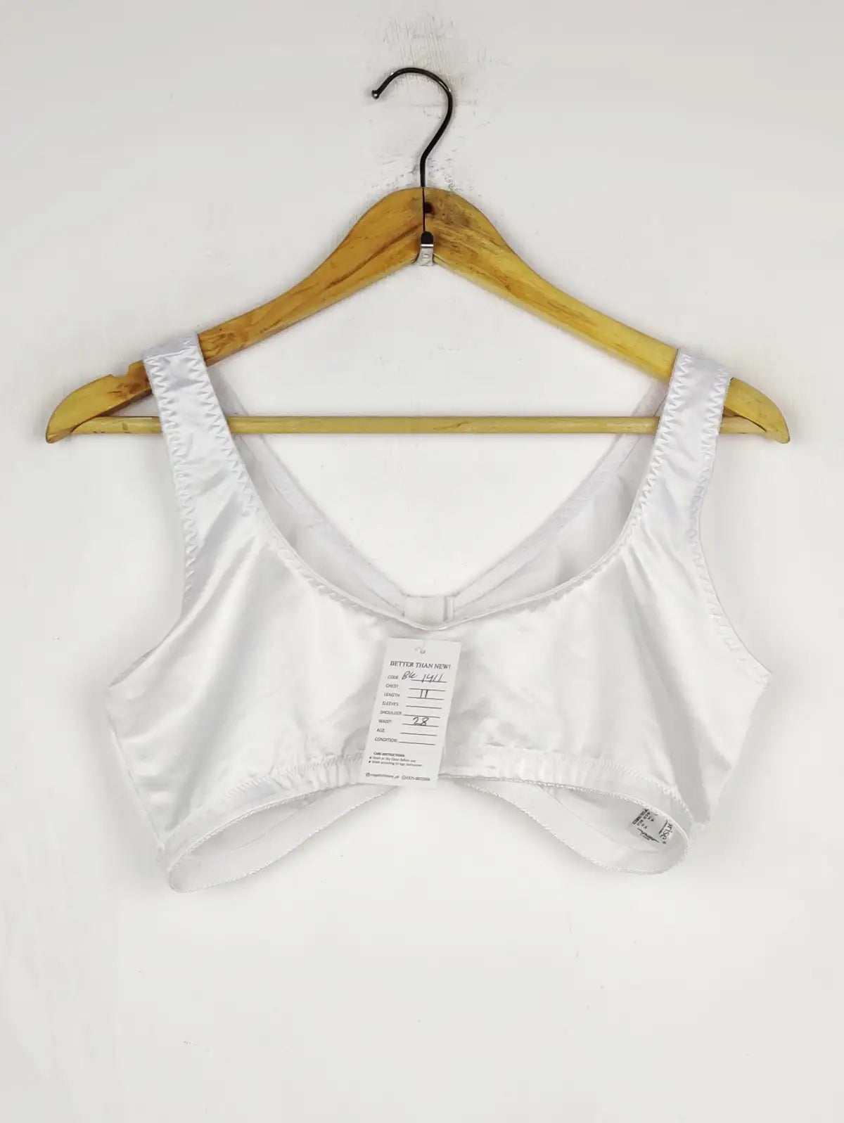 Buy online pre-used pre-loved 100% authentic & Original branded Glamorise (BU-1411) available in Pakistan. Top international brands avilable.
