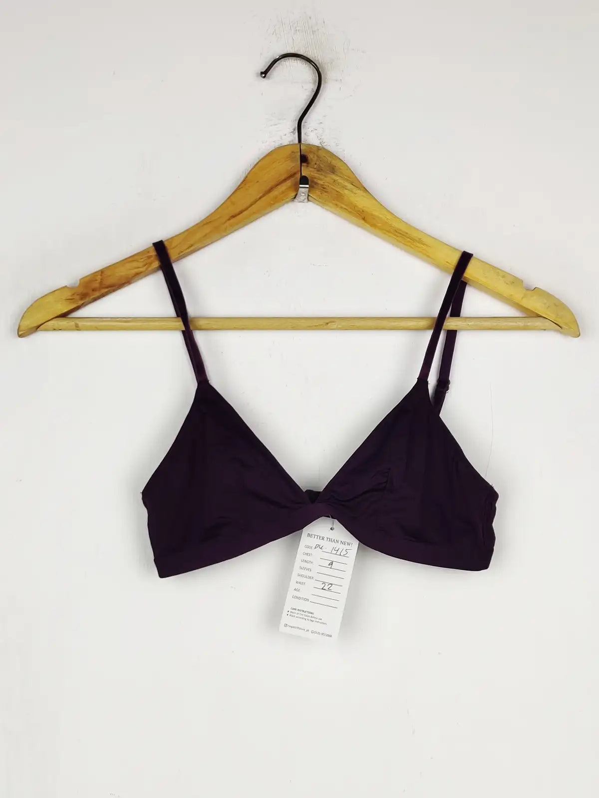 Buy online pre-used pre-loved 100% authentic & Original branded Unknown Brand (BU-1415) available in Pakistan. Top international brands avilable.