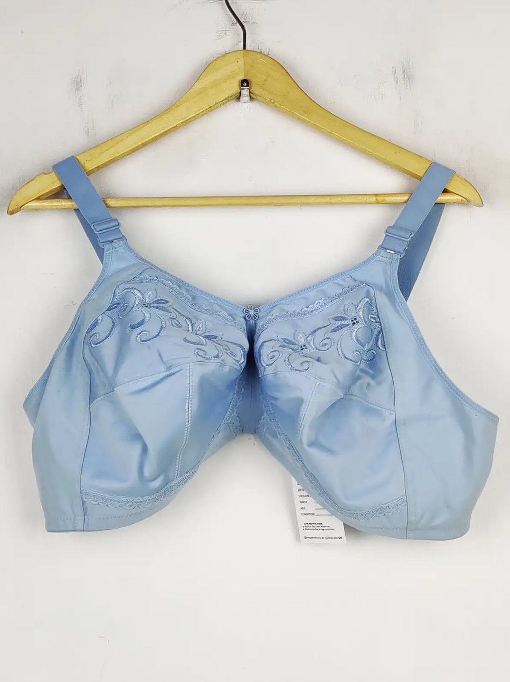 Buy online pre-used pre-loved 100% authentic & Original branded Marks & Spencer (BU-141) available in Pakistan. Top international brands avilable.