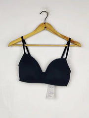 Buy online pre-used pre-loved 100% authentic & Original branded Marks & Spencer Euro 70D (BU-1436) available in Pakistan. Top international brands avilable.