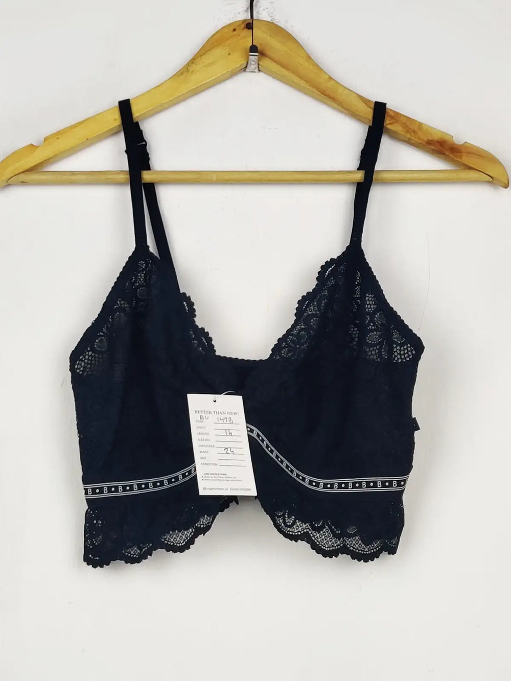 Buy online pre-used pre-loved 100% authentic & Original branded Marks & Spencer (BU-1478) available in Pakistan. Top international brands avilable.