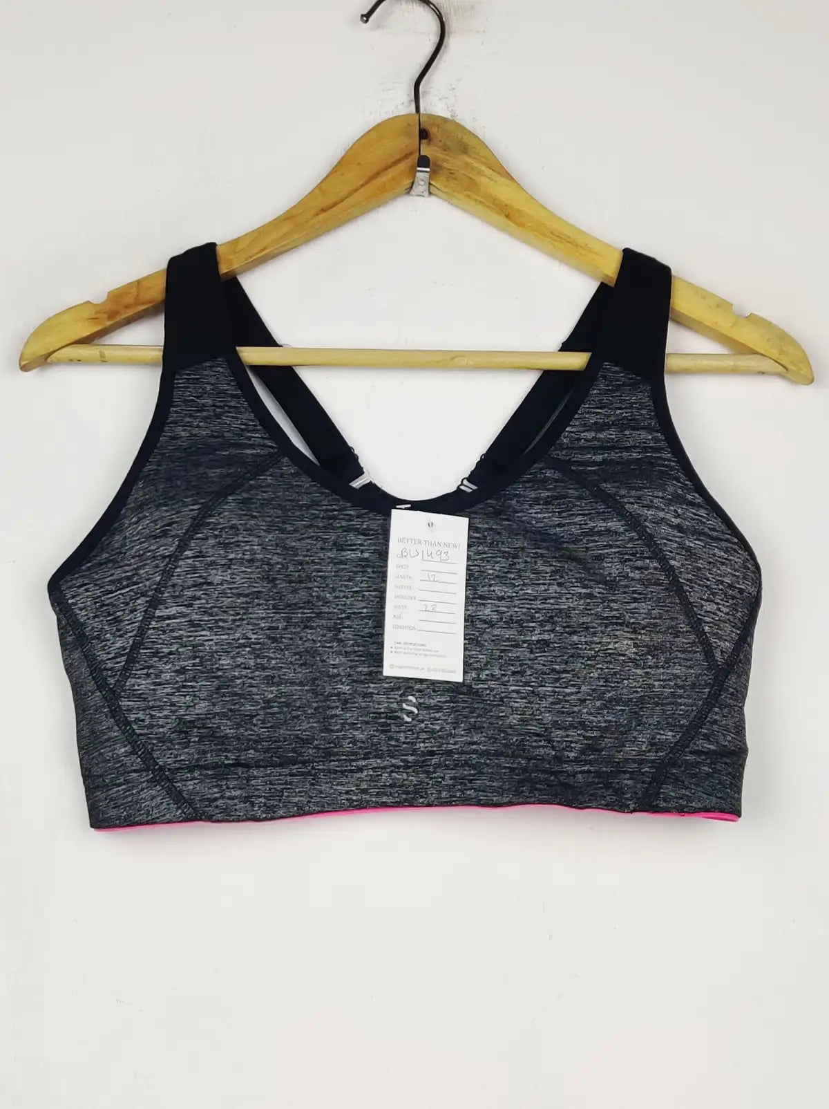 Buy online pre-used pre-loved 100% authentic & Original branded Unknown Brand (BU-1493) available in Pakistan. Top international brands avilable.