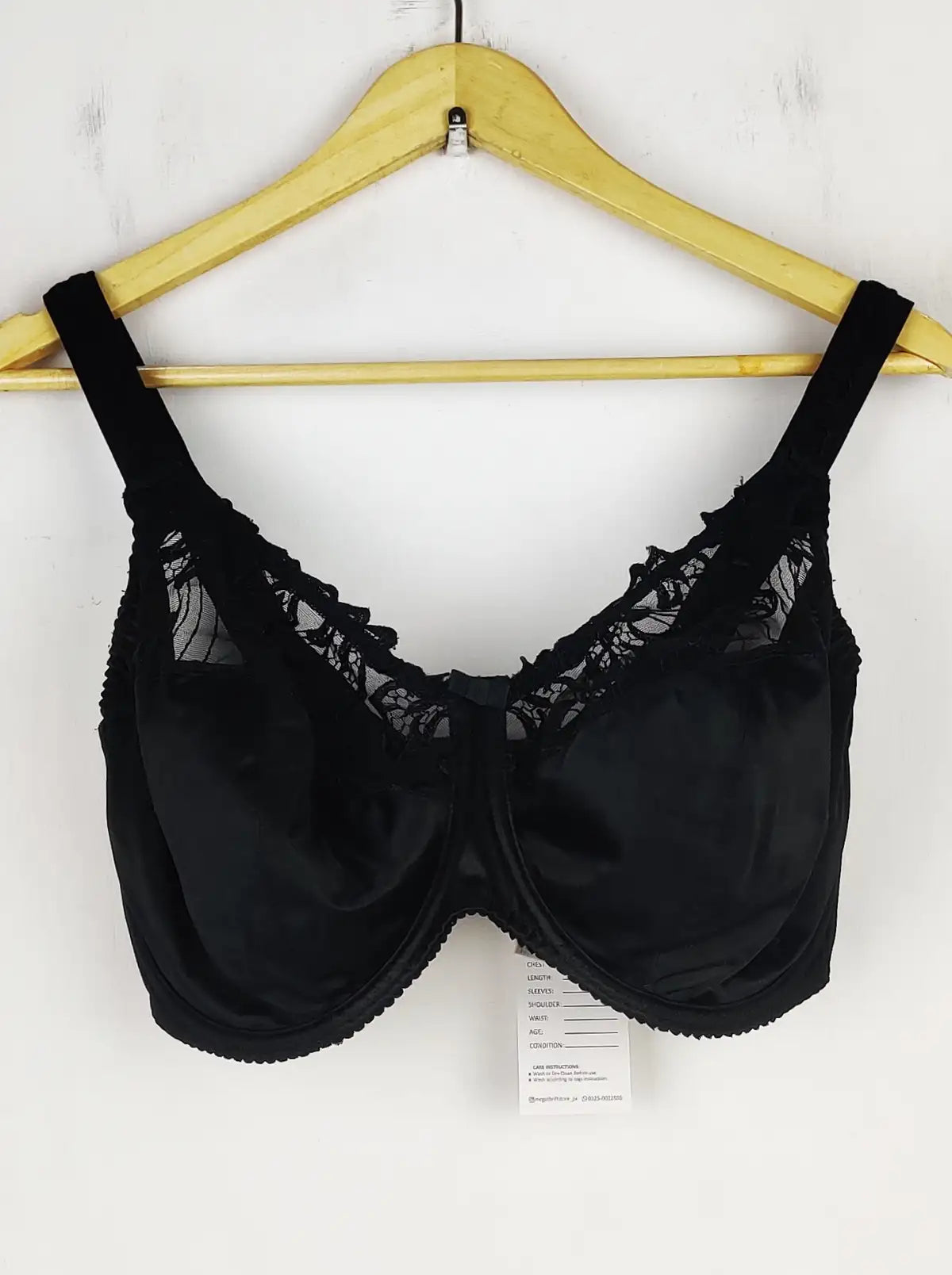 Buy online pre-used pre-loved 100% authentic & Original branded Primadonna (BU-151) available in Pakistan. Top international brands avilable.