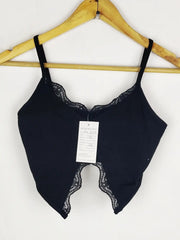 Buy online pre-used pre-loved 100% authentic & Original branded Unknown Brand (BU-1519) available in Pakistan. Top international brands avilable.