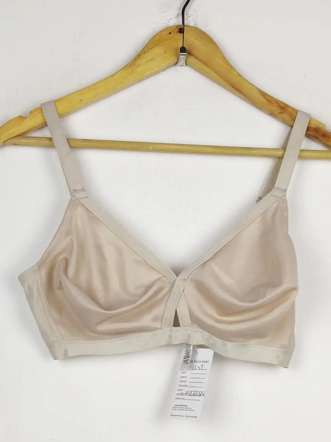 Buy online pre-used pre-loved 100% authentic & Original branded Marks & Spencer Euro 80D (BU-1547) available in Pakistan. Top international brands avilable.