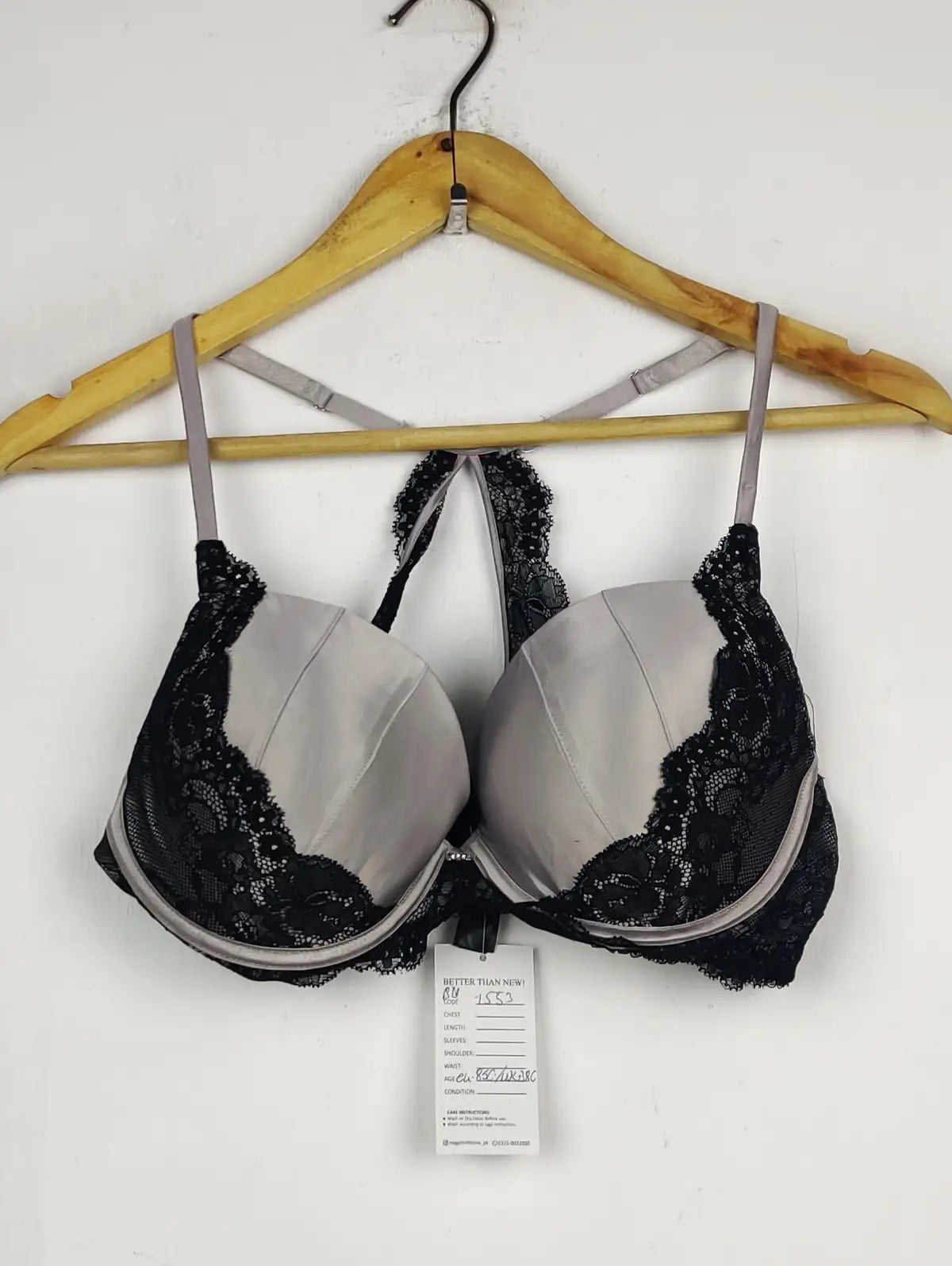 Buy online pre-used pre-loved 100% authentic & Original branded Secret Possessions Euro 85C (BU-1553) available in Pakistan. Top international brands avilable.